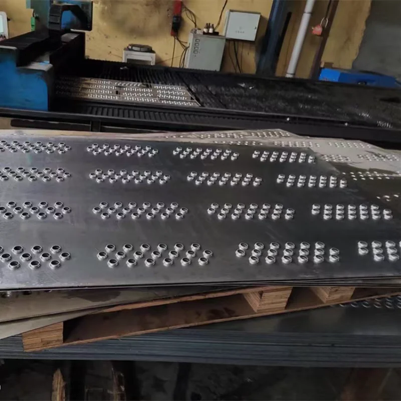 Stainless steel perforated non-slip stair tread plate - Image 4