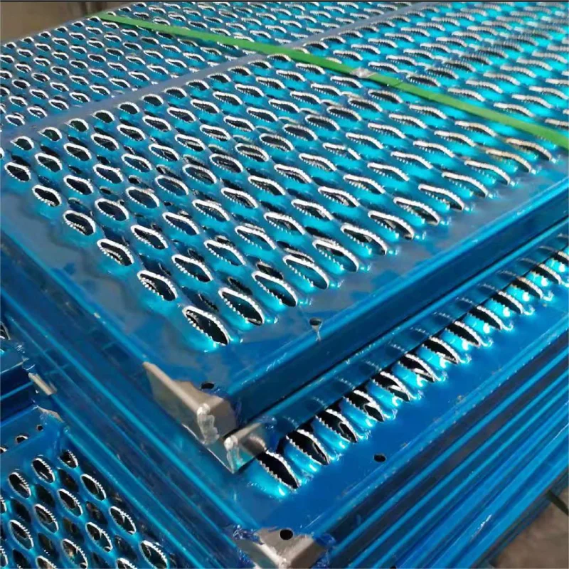 Steel stairs with jagged perforated non-slip metal footboards - Image 3